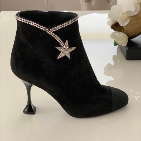 Chanel star boots 37.5 (run small) new - Picture 6 of 6